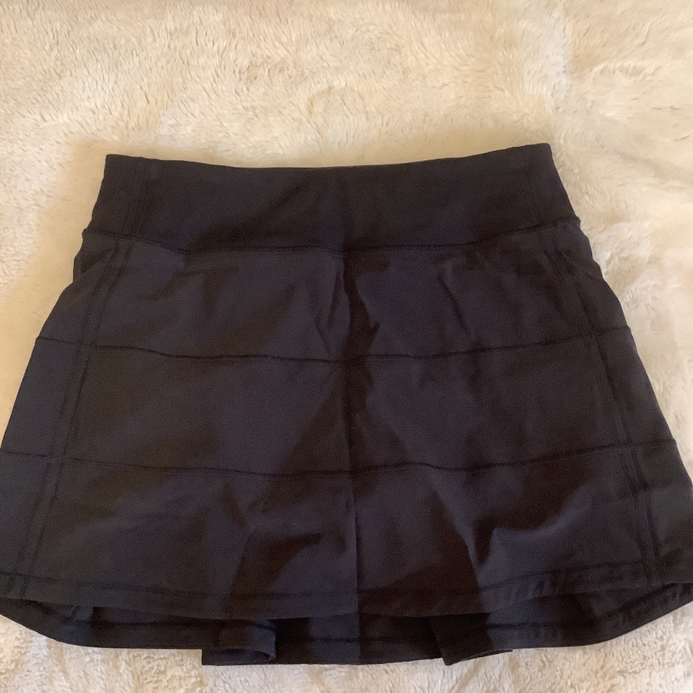Lululemon Pace Rival Skirt *Long. Size 4in Black